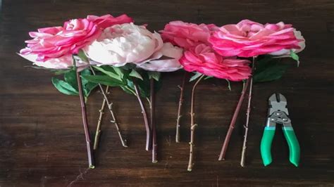 How to Cut Fake Flowers Without Wire Cutters: A Journey Through Unconventional Methods and the Art of Improvisation