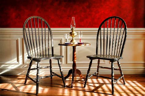 How to Recognize Original Antique Windsor Chairs: A Journey Through Time and Craftsmanship